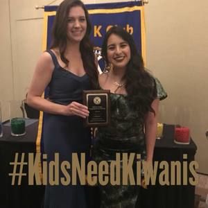 Meet your Posher, Adriana s.